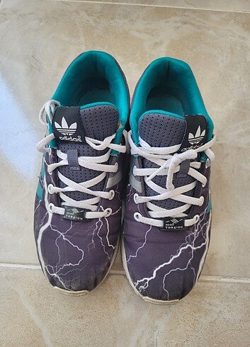 Orjinal adidas spor ayakkabi