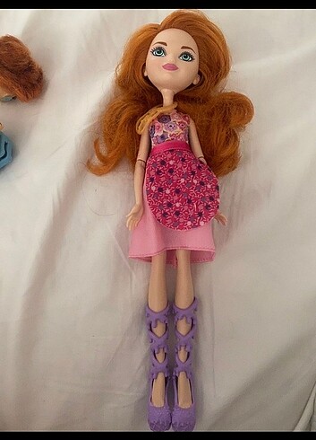 Ever after high barbie bebek