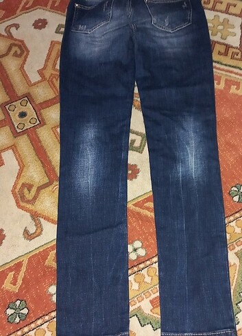 28 Beden mavi Renk İşlemeli pantolon