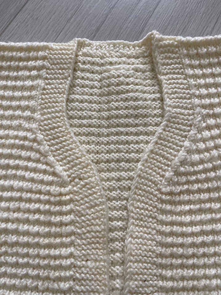 Beyaz Örgü Kolsuz kız çocuk Yelek - Görsel 2