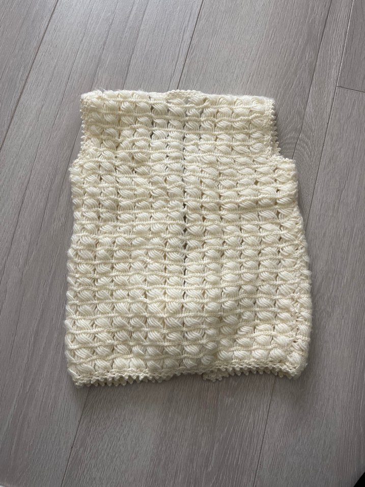 Krem Kız Çocuk Örgü Yelek Ponponlu - Görsel 3