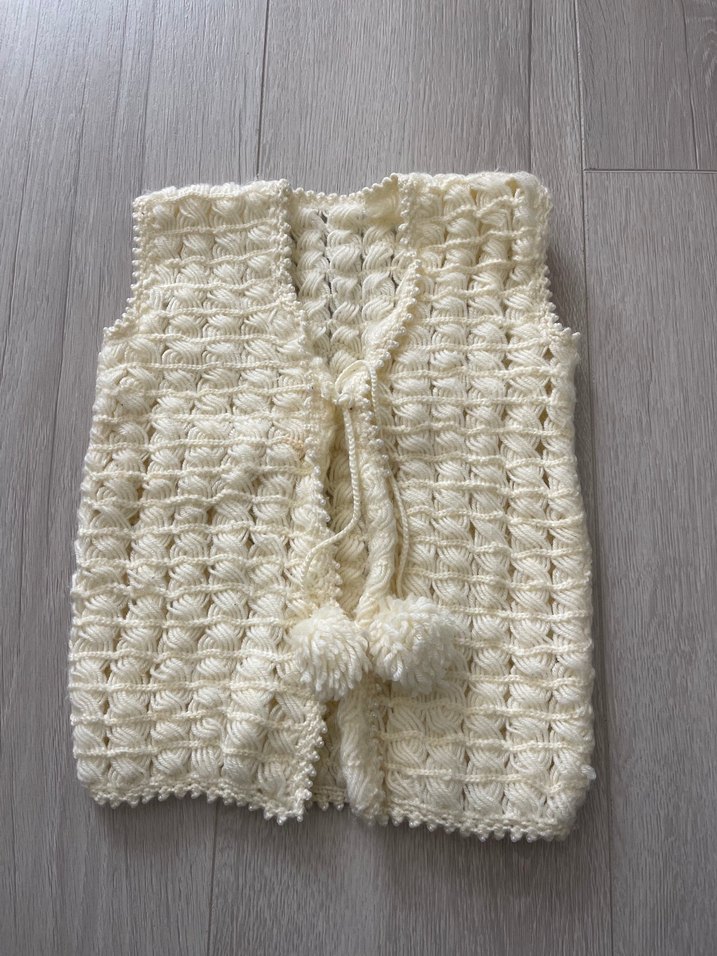 Krem Kız Çocuk Örgü Yelek Ponponlu - Görsel 2