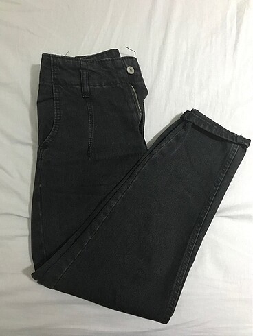 Siyah mom jean