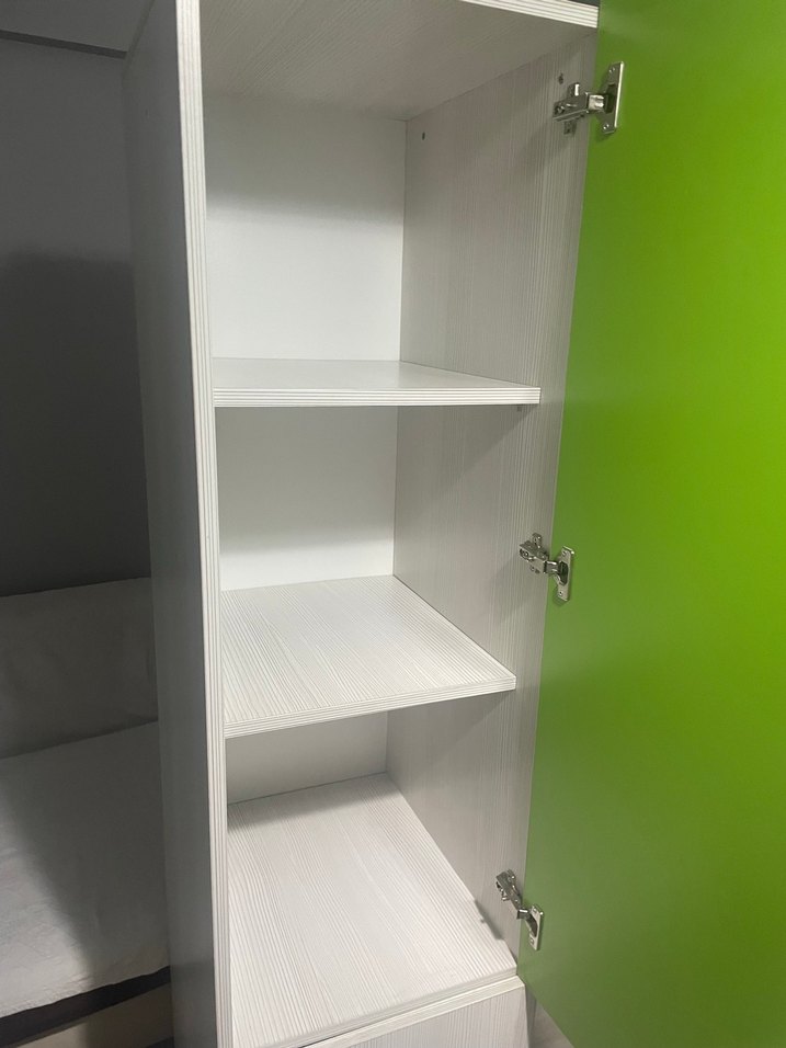 Yeşil Çocuk Dolabı Mickey Mouse Figürlü çocuk odası takımı - Görsel 4