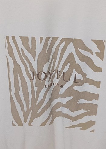 Diğer Beyaz Zebra Desenli Kısa Kollu Tişört