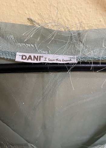 Dani simli püsküllü pastel yeşili bluz - Görsel 3