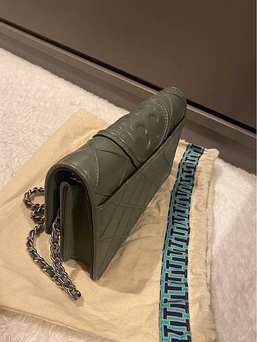 Beden Tory burch fleming