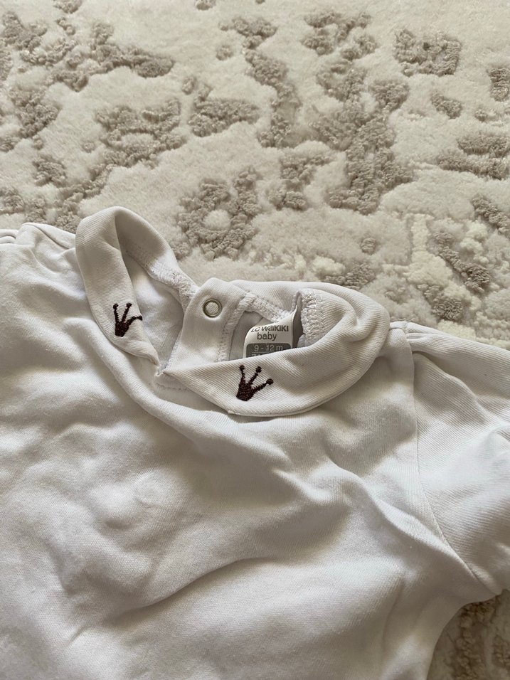 Uzun Kollu Yakalı Beyaz Bebek Body - Görsel 2