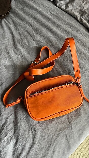 Stradivarius Çanta