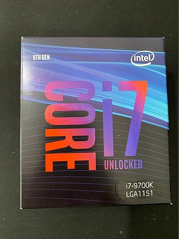 Intel Core i7 9700k kutulu işlemci