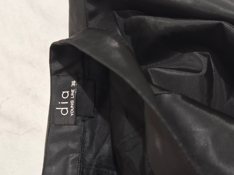 Siyah Deri Etek - Görsel 3