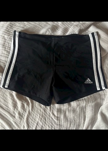 Adidas Siyah deniz şortu