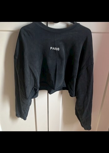 Crop sweatshirt