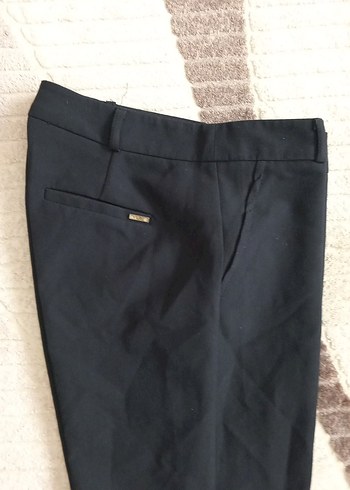 Diğer Kadın Siyah Kumaş Kemerli Pantolon