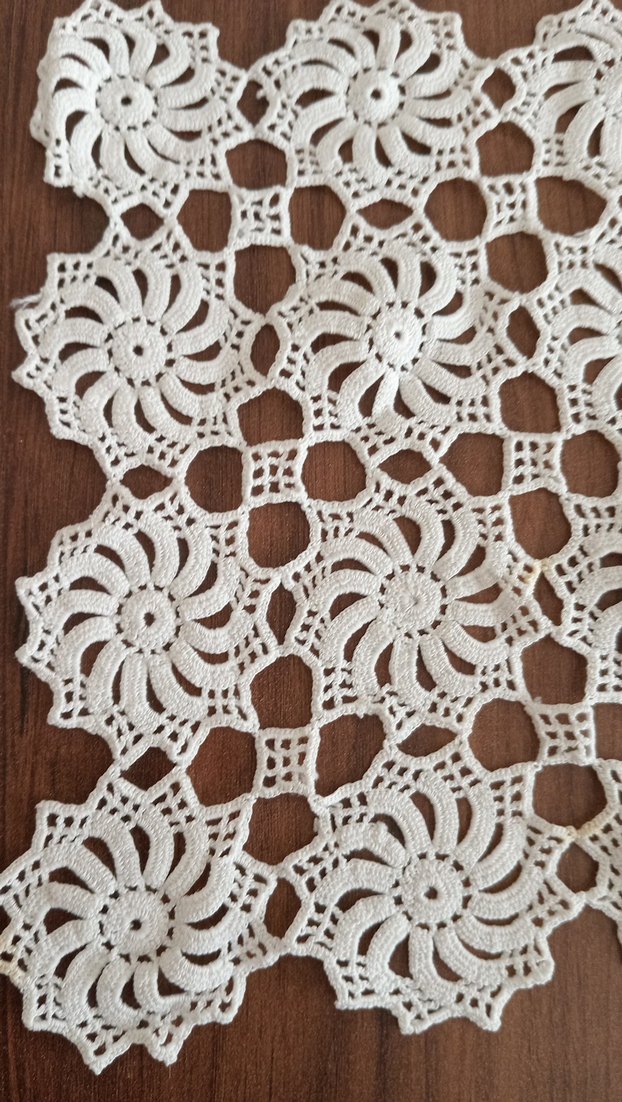 El Yapımı Beyaz Dantel Örtü Takımı - Görsel 2