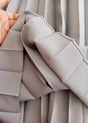 Gri Piliseli Uzun Kadın Etek - Görsel 2