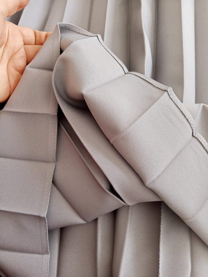 Gri Piliseli Uzun Kadın Etek - Görsel 2