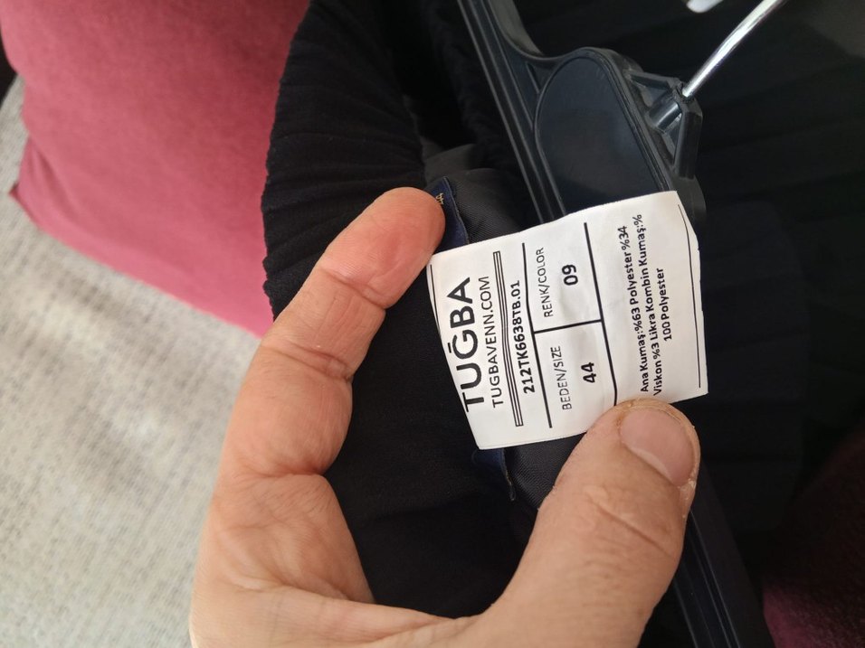 Siyah Pilili Uzun Etek - Görsel 3