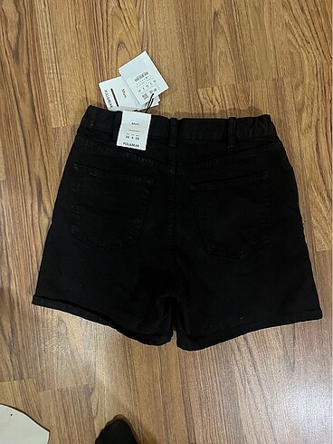Pull and Bear Pull and bear mom şort