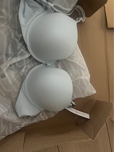 Victoria?s Secret push up sütyen