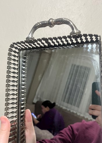 Gri Kenarlı Dikdörtgen aynalı gümüş karışımlı tepsi - Görsel 2