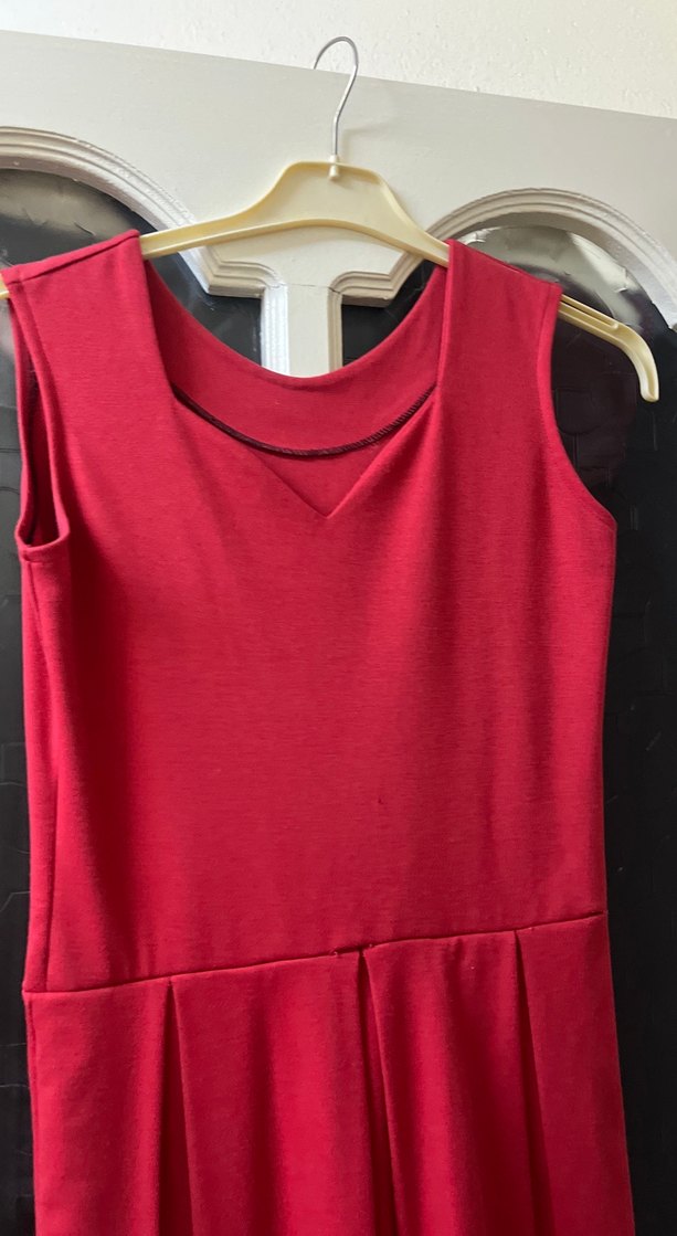 Kolsuz Kırmızı Midi Elbise - Görsel 3