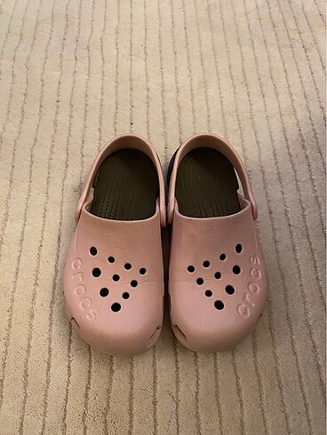 Pembe crocs