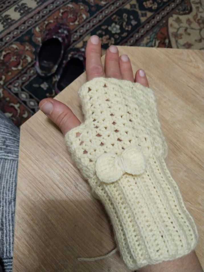 Beyaz Örgü Kadın Eldiveni - Görsel 5