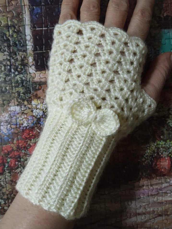 Beyaz Örgü Kadın Eldiveni - Görsel 2