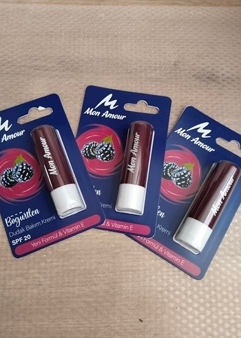 Mon Amour Bordo Dudak Bakım Kremi SPF20 - Görsel 4