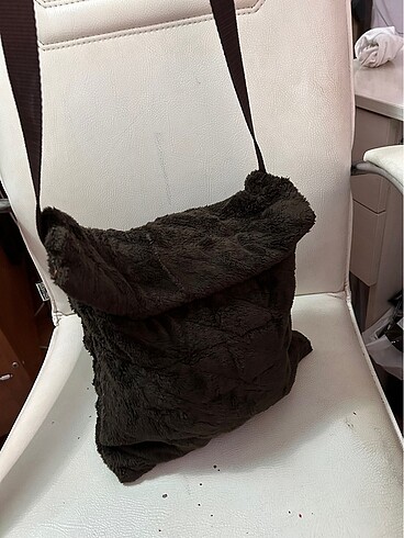 Zara Kahverengi yumuşak puf çanta