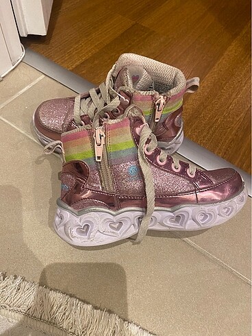 26 Beden Temiz Skechers bot