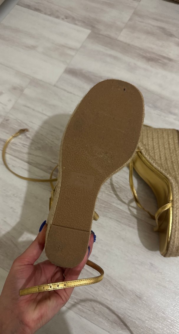 Altın Renkli Dolgu Topuklu Hasır Espadril - Görsel 4