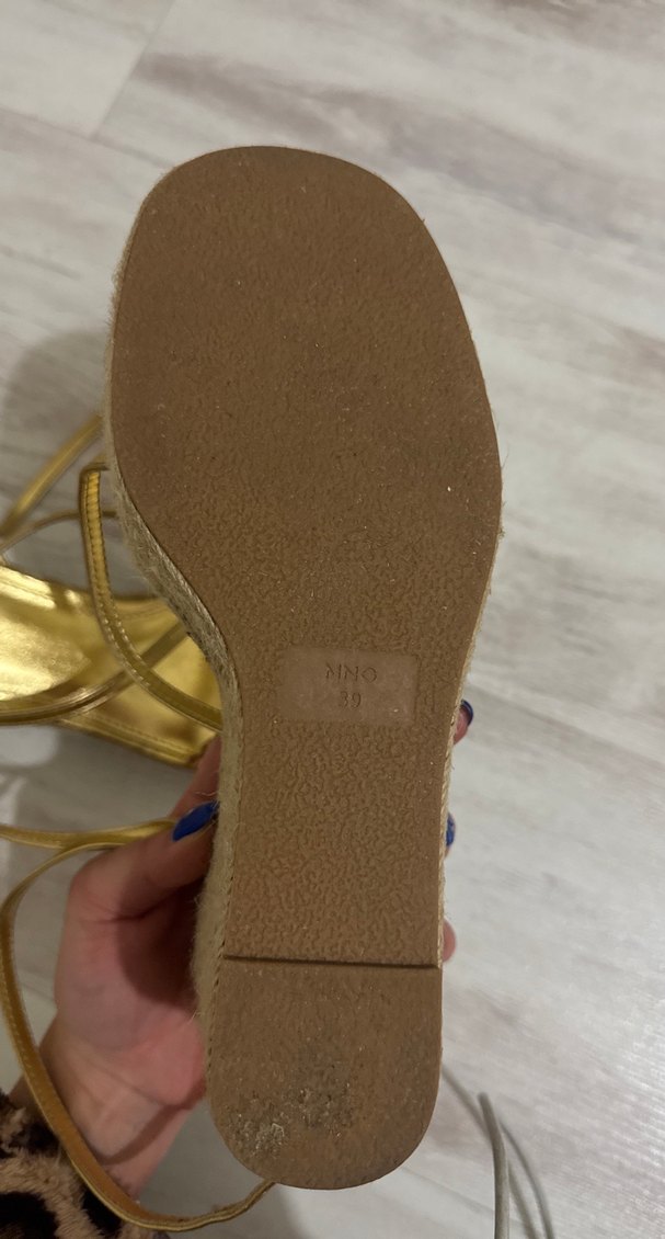 Altın Renkli Dolgu Topuklu Hasır Espadril - Görsel 5