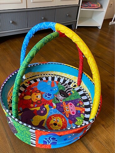  Playgro oyun ve aktivite halısı