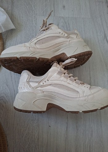 Beyaz Platform Topuklu Bağcıklı Spor Kadın Sneaker