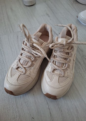 36 Beden Beyaz Platform Topuklu Bağcıklı Spor Kadın Sneaker