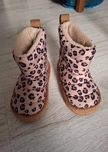 Leopar Desenli Pembe Kürklü Kız Botu