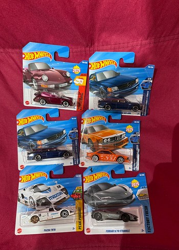 Hot Wheels Karışık Renkli Oyuncak Arabalar
