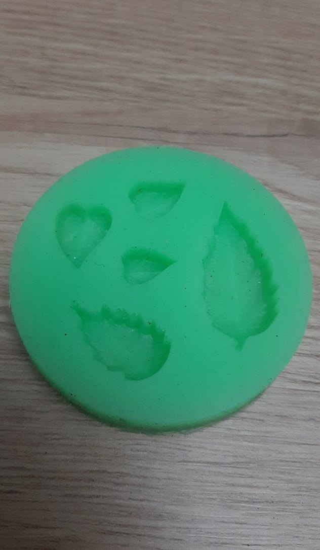 Yeşil Yaprak ve Kalp Desenli Sabun Kalıbı - Görsel 4