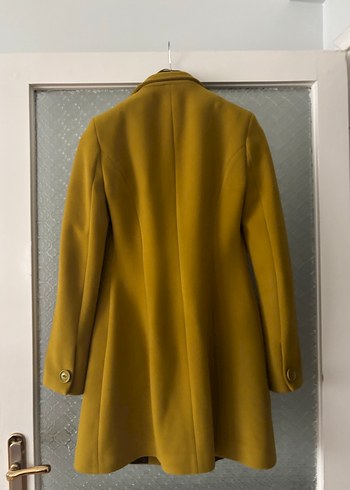 Sarı Düğmeli Kadın Midi Kaban - Görsel 4