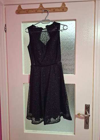 Siyah Dantelli V Yaka Uzun Gotik Elbise - Görsel 7