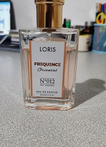 Loris, N 012