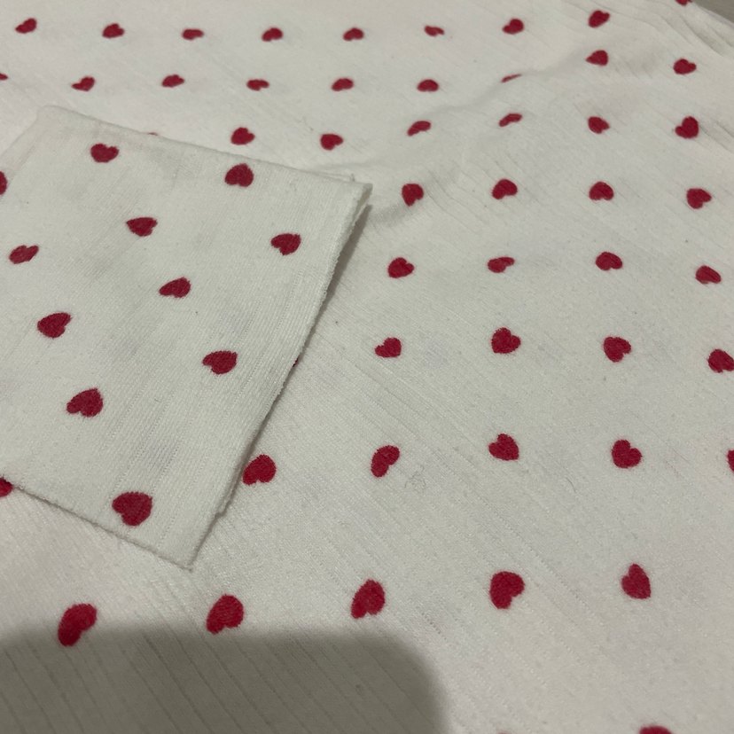 Beyaz Kalp Desenli Çocuk Battaniyesi - Görsel 3