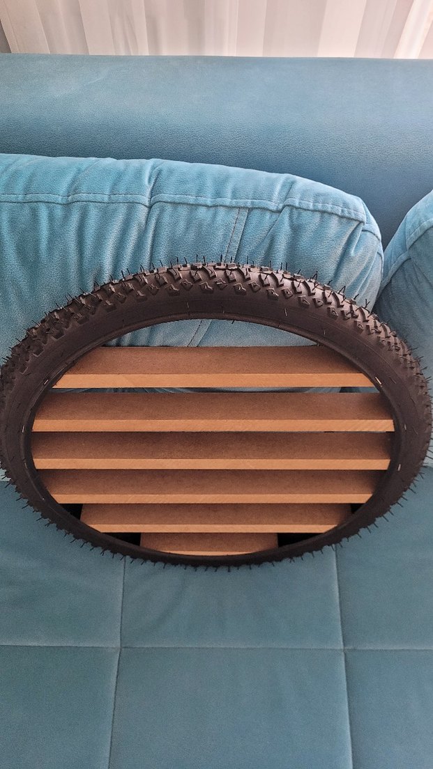 Bej Renkli Çocuk Rafı, Koyu Çerçeve - Görsel 2