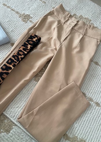 Leopar Desenli Kemerli Bej Kadın Kumaş Pantolon - Görsel 6