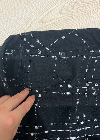 Fırfırlı Siyah Ekose Mini Etek - Görsel 3