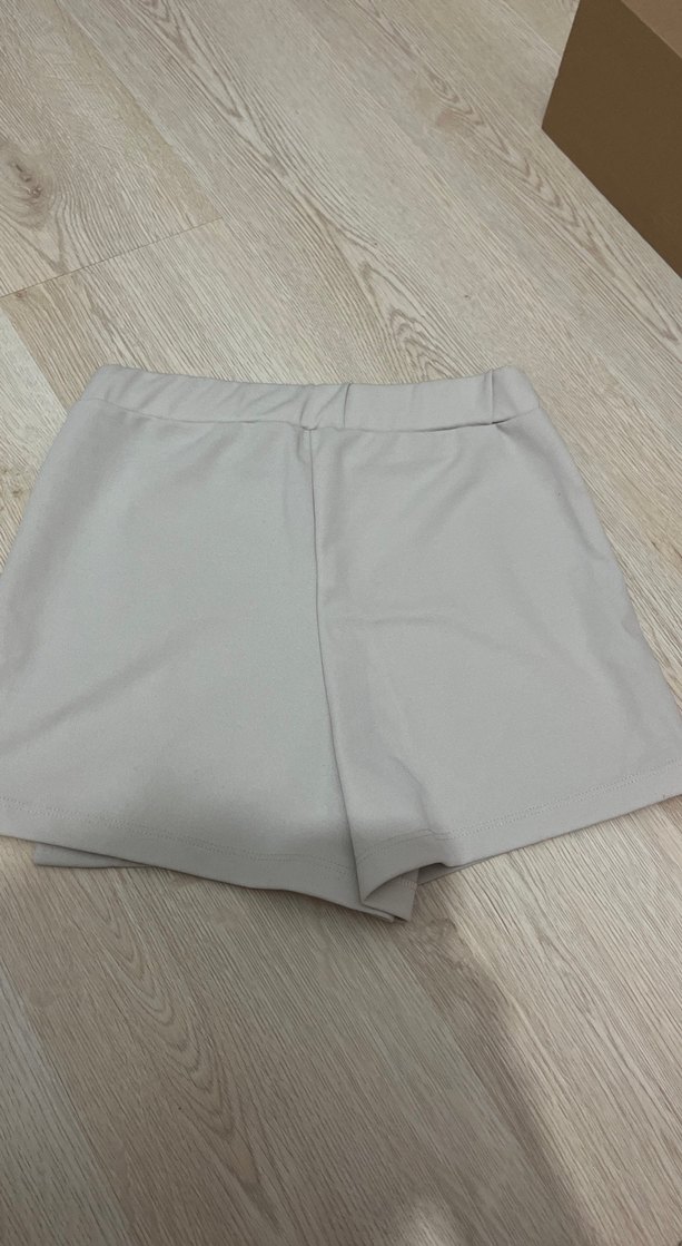 Düğmeli Bej Mini Etek - Görsel 2