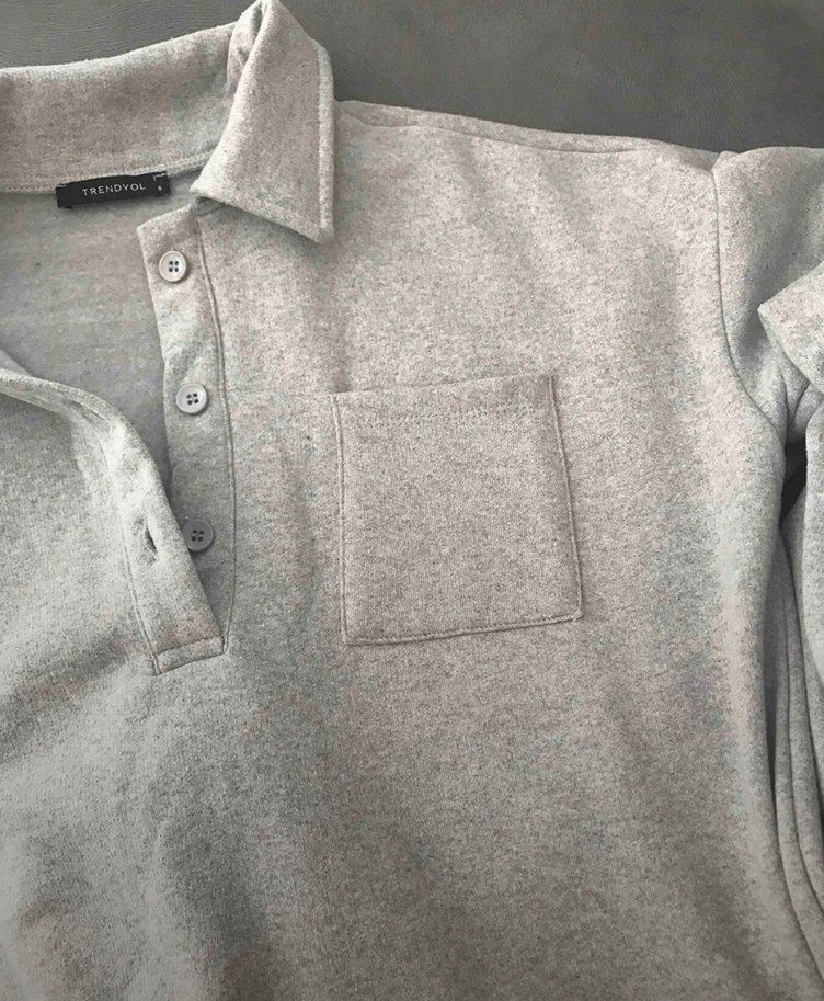 Gri V Yaka Uzun Kollu Salaş Kadın Sweatshirt - Görsel 2