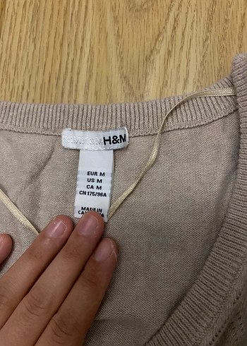 Bej V-Yaka Kısa Kollu Örgü Kadın Kazak - Görsel 3